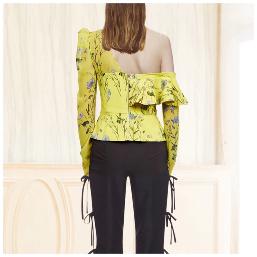 The LILAS Asymmetrical Top - Picture 3 of 6